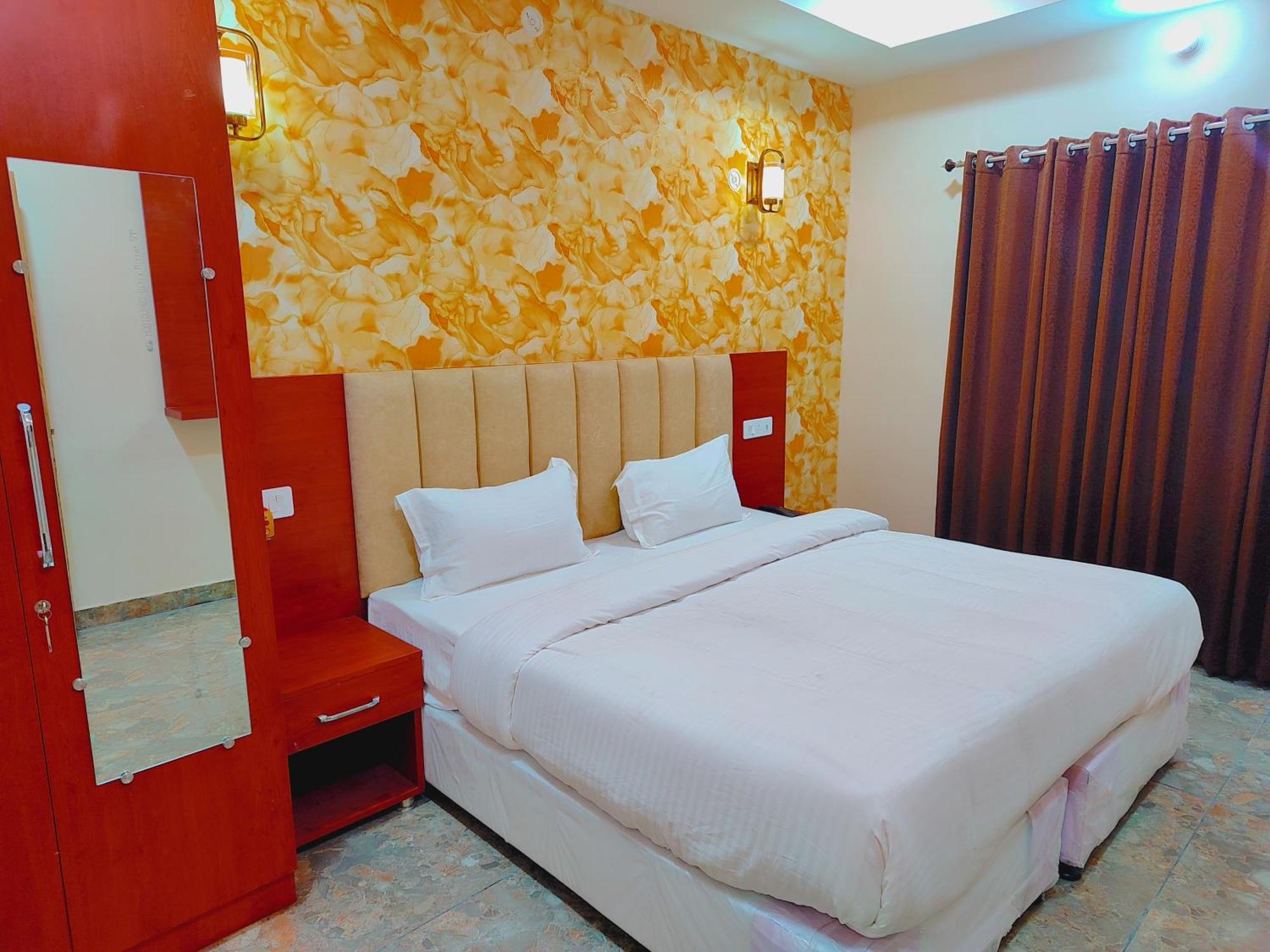 Awadh Samrat Resort Ayodhya Exteriör bild